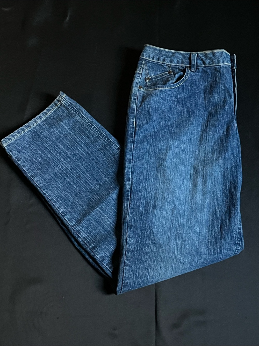 Liz Claiborne Women’s Dark Blue Straight Jeans 12